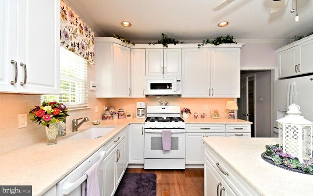 404 ENGLISH IVY DR, Warrington, PA 18976