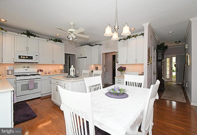 404 ENGLISH IVY DR, Warrington, PA 18976