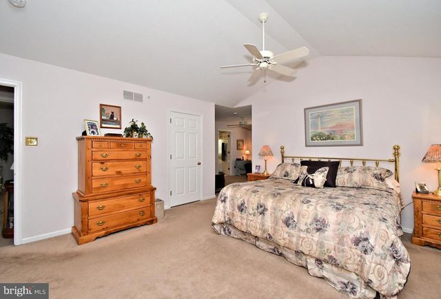 404 ENGLISH IVY DR, Warrington, PA 18976