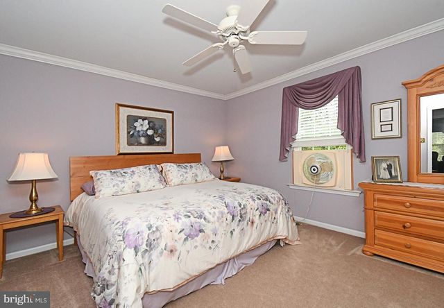 404 ENGLISH IVY DR, Warrington, PA 18976