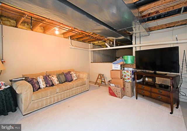 404 ENGLISH IVY DR, Warrington, PA 18976