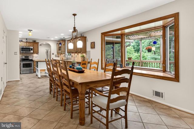 43910 SPINKS FERRY RD, Leesburg, VA 20176