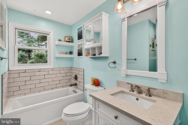 43910 SPINKS FERRY RD, Leesburg, VA 20176