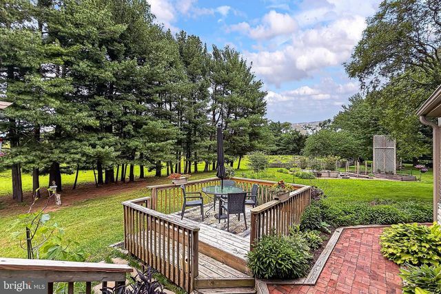 43910 SPINKS FERRY RD, Leesburg, VA 20176