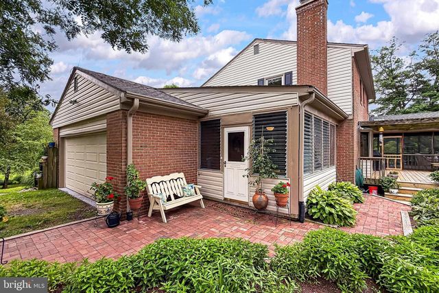 43910 SPINKS FERRY RD, Leesburg, VA 20176