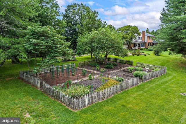 43910 SPINKS FERRY RD, Leesburg, VA 20176