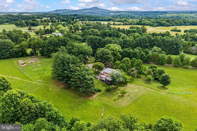 43910 SPINKS FERRY RD, Leesburg, VA 20176