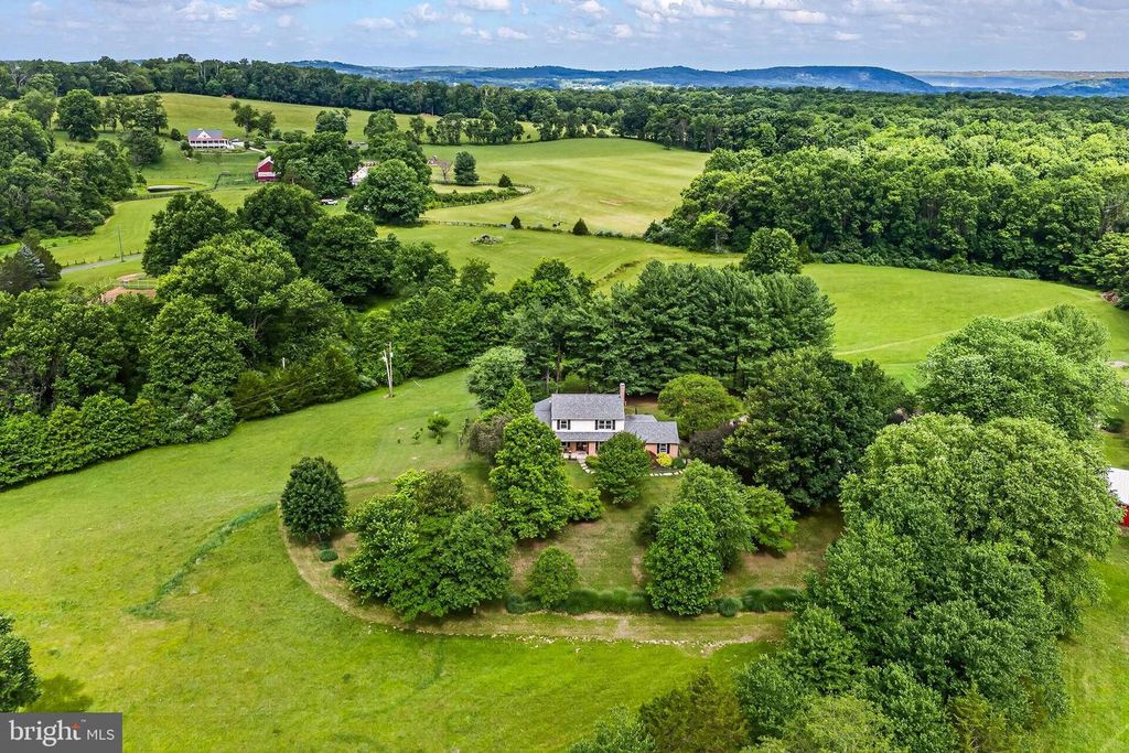 43910 SPINKS FERRY RD, Leesburg, VA 20176