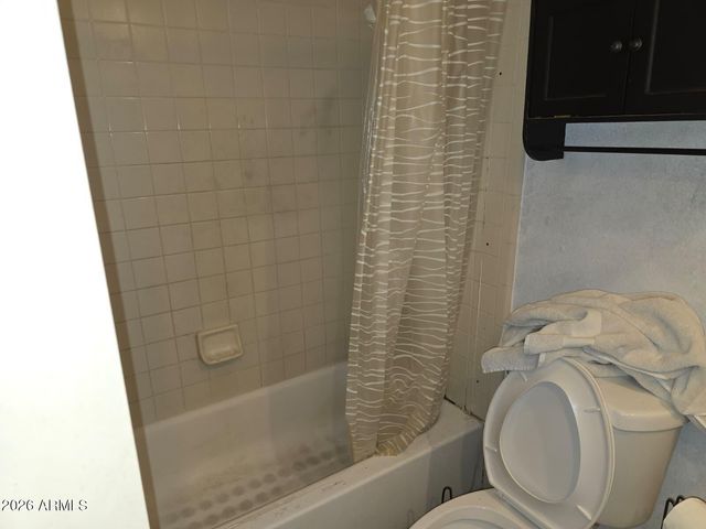 7225 W TUCKEY Lane, Glendale, AZ 85303
