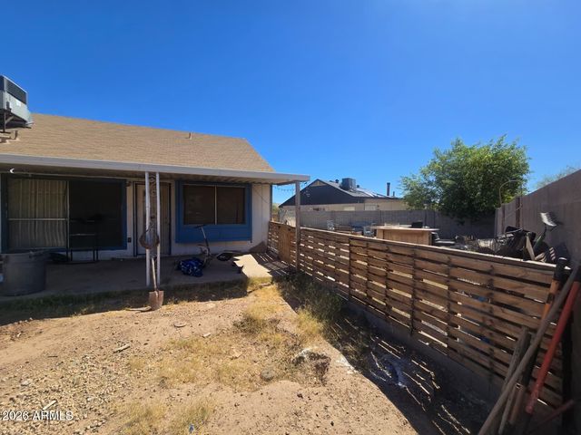7225 W TUCKEY Lane, Glendale, AZ 85303