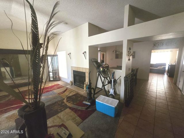 7225 W TUCKEY Lane, Glendale, AZ 85303