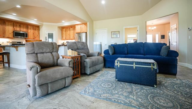 9280 Arant Road, Klamath Falls, OR 97603