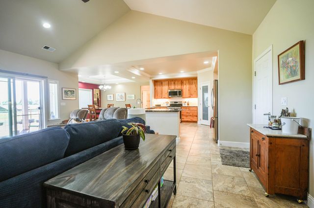 9280 Arant Road, Klamath Falls, OR 97603