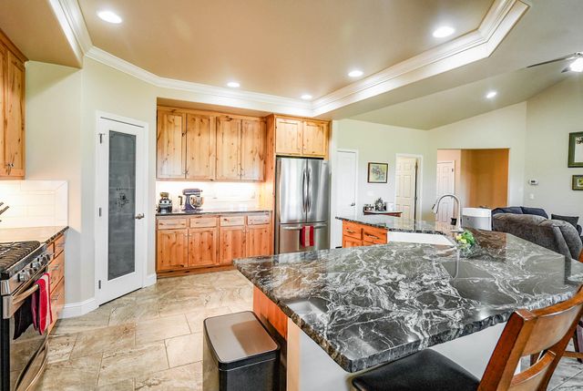 9280 Arant Road, Klamath Falls, OR 97603