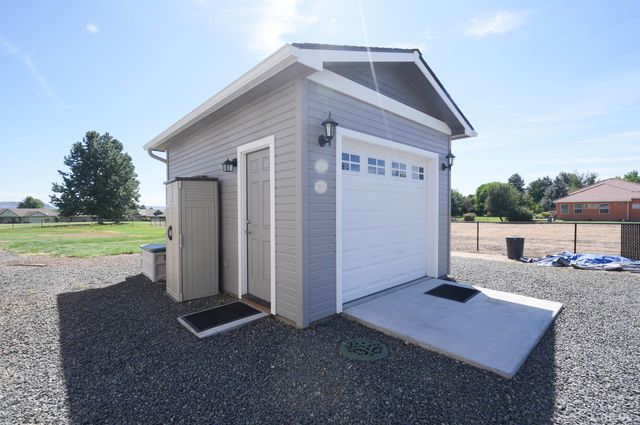 9280 Arant Road, Klamath Falls, OR 97603