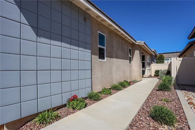 1660 Spring Run, Beaumont, CA 92223