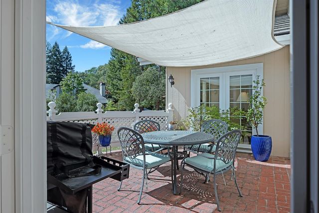 6525 Via Sereno Dr, Sloughhouse, CA 95683