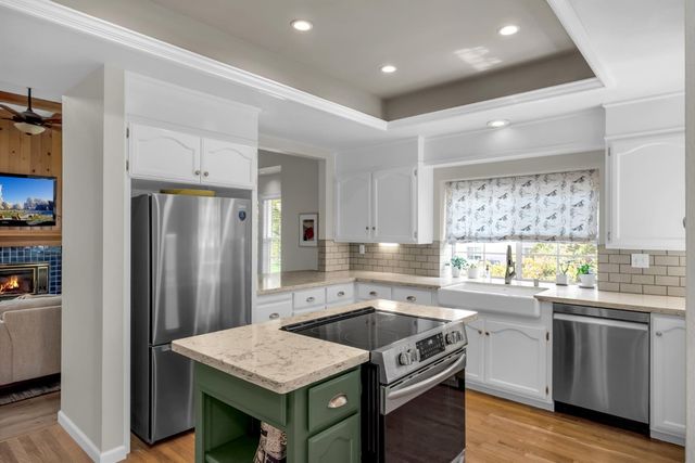 6525 Via Sereno Dr, Sloughhouse, CA 95683