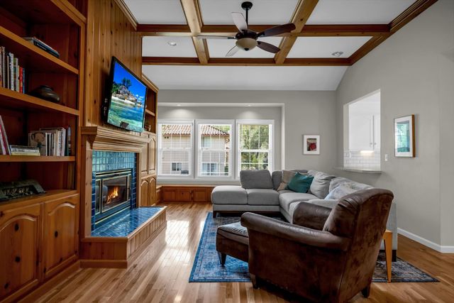 6525 Via Sereno Dr, Sloughhouse, CA 95683