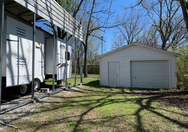 109 N Union Avenue, Mountain View, AR 72560