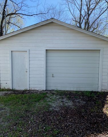 109 N Union Avenue, Mountain View, AR 72560