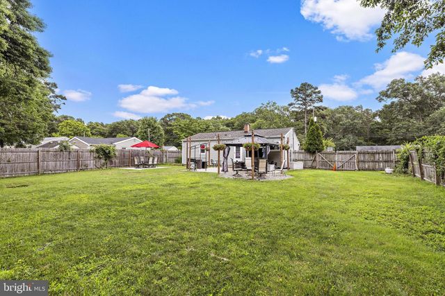 12 BLUE SPRUCE DR, Jackson, NJ 08527