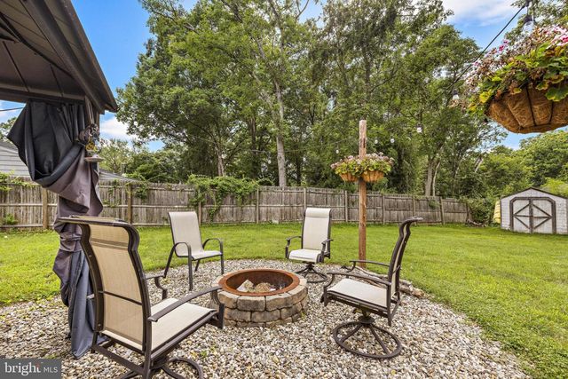12 BLUE SPRUCE DR, Jackson, NJ 08527