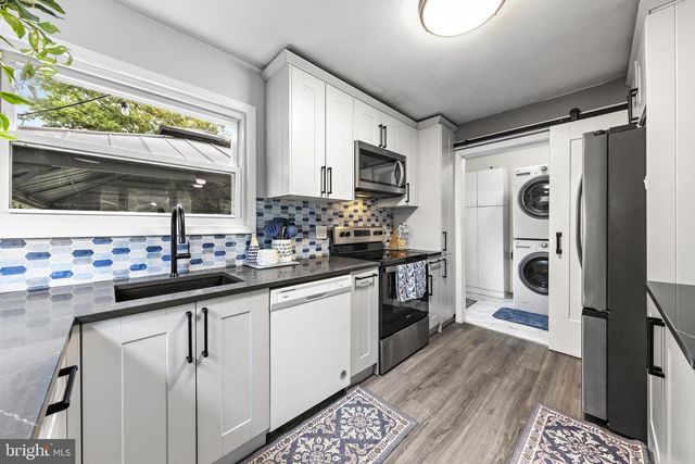 12 BLUE SPRUCE DR, Jackson, NJ 08527