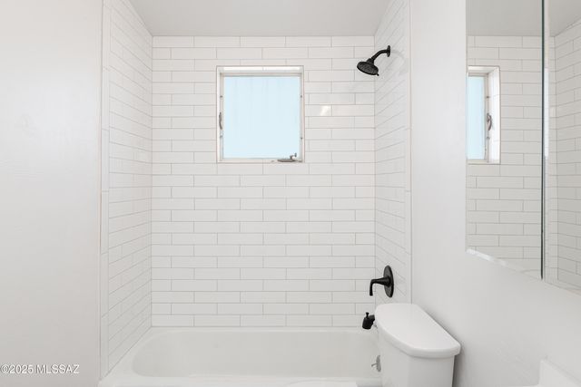 6909 E Oberlin Drive, Tucson, AZ 85710