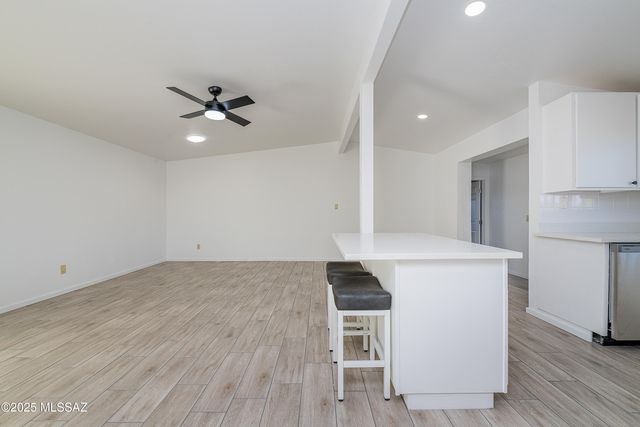 6909 E Oberlin Drive, Tucson, AZ 85710