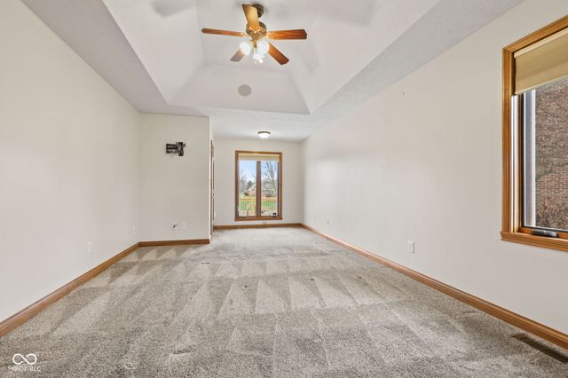 5260 Heritage Lane, Greenwood, IN 46142