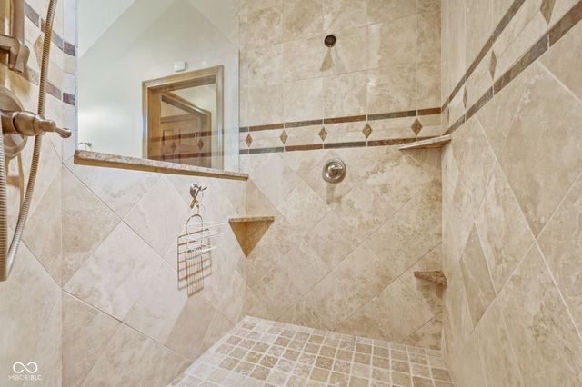 5260 Heritage Lane, Greenwood, IN 46142