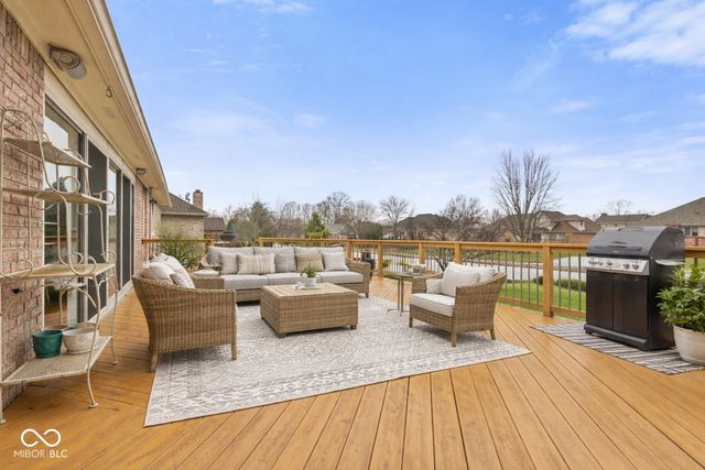 5260 Heritage Lane, Greenwood, IN 46142