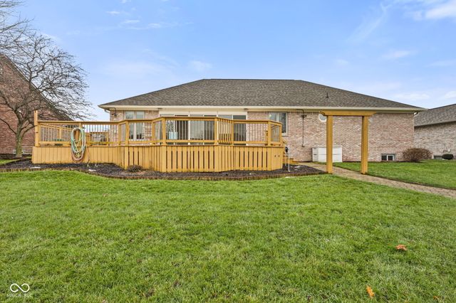 5260 Heritage Lane, Greenwood, IN 46142