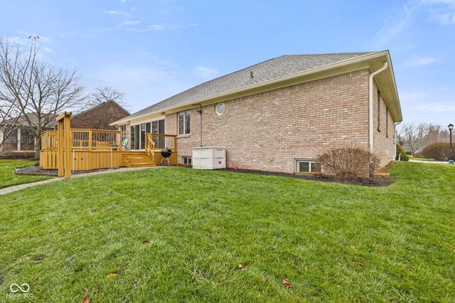 5260 Heritage Lane, Greenwood, IN 46142