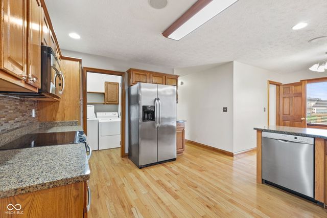 5260 Heritage Lane, Greenwood, IN 46142