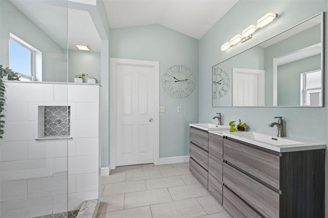 10606 DRAYTON COURT, Tampa, FL 33626