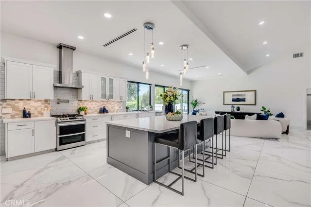 3890 Shadow Grove Road, Pasadena, CA 91107