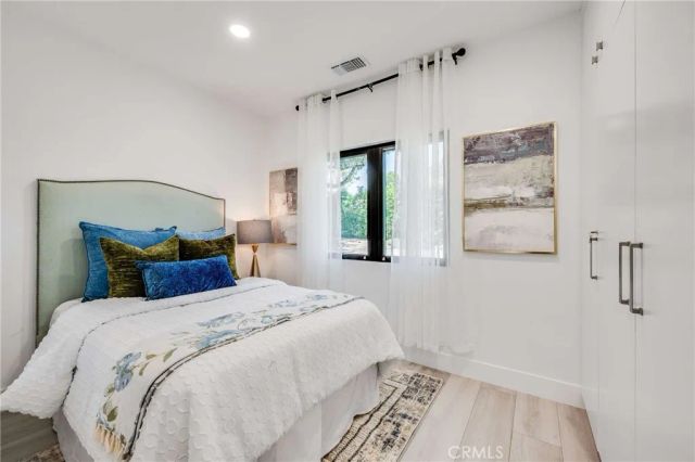 3890 Shadow Grove Road, Pasadena, CA 91107