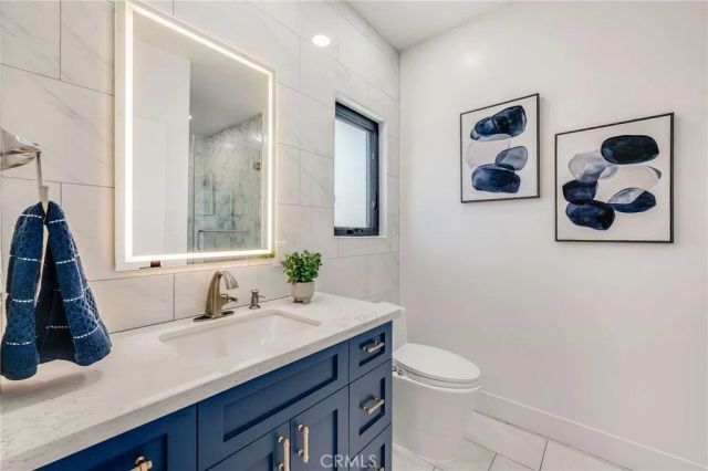 3890 Shadow Grove Road, Pasadena, CA 91107