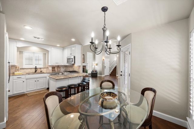 1239 Falcon Trail, Bedford, TX 76021