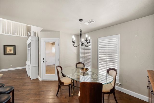 1239 Falcon Trail, Bedford, TX 76021
