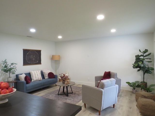 6225 Rumford Ave, Citrus Heights, CA 95621