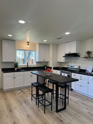 6225 Rumford Ave, Citrus Heights, CA 95621