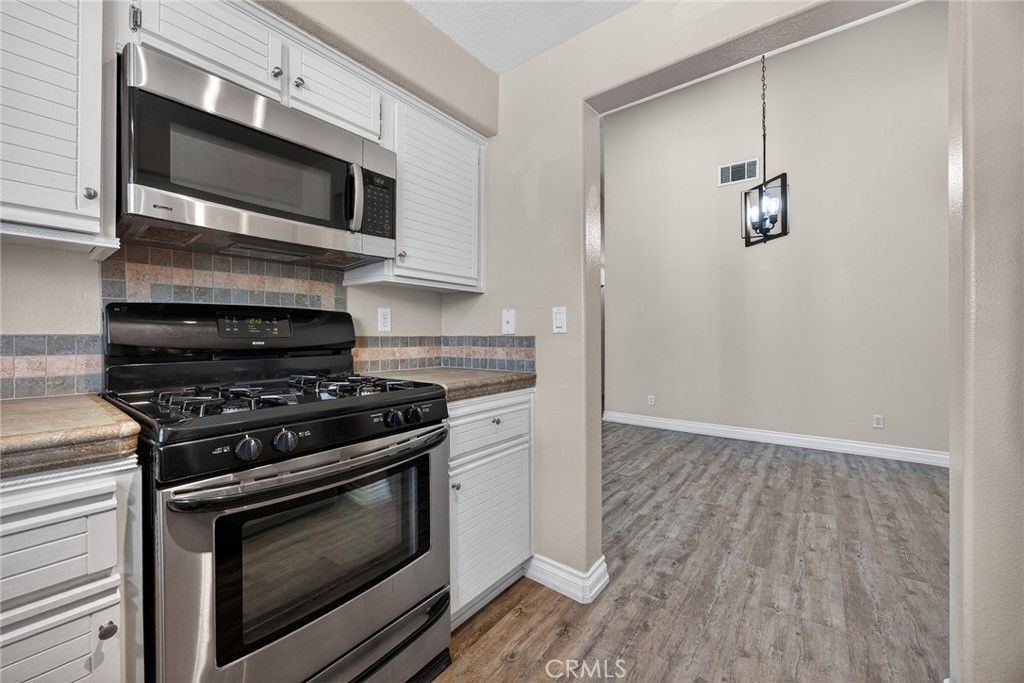 Image 13 of property listing at 649 S Glenhurst, Anaheim Hills, CA 92808