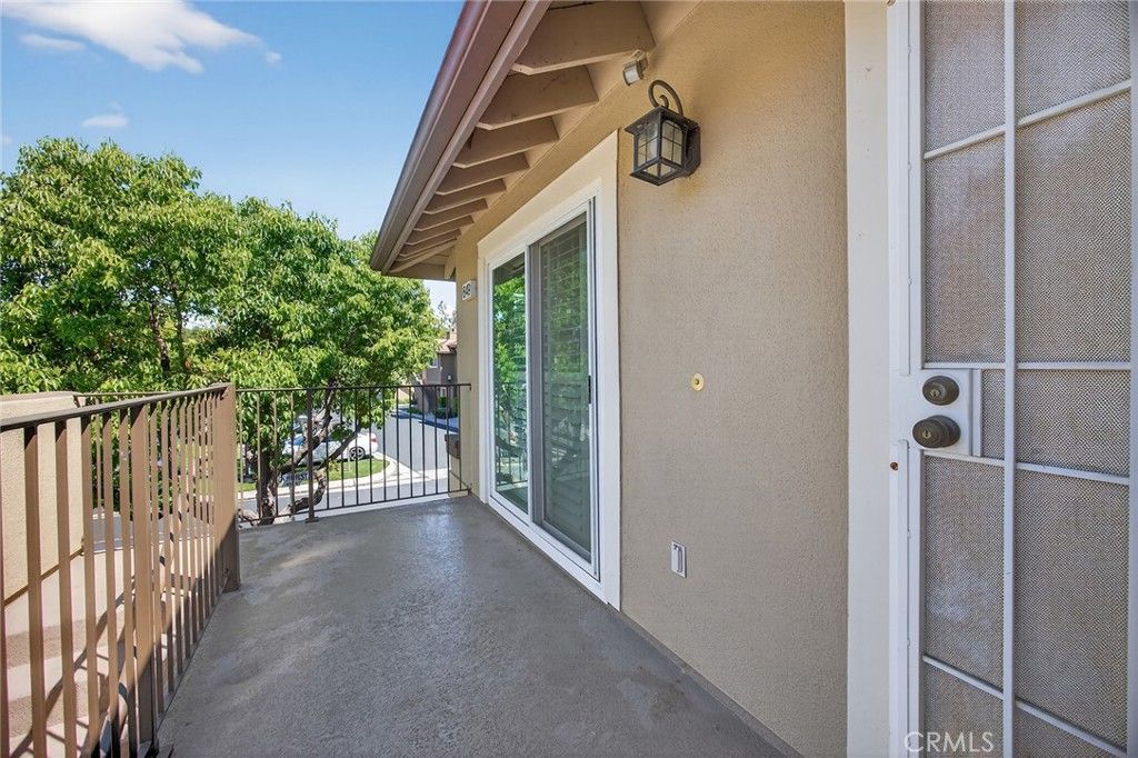 Image 4 of property listing at 649 S Glenhurst, Anaheim Hills, CA 92808