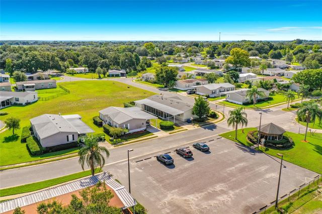 25110 ALAMANDA DR, Astatula, FL 34705