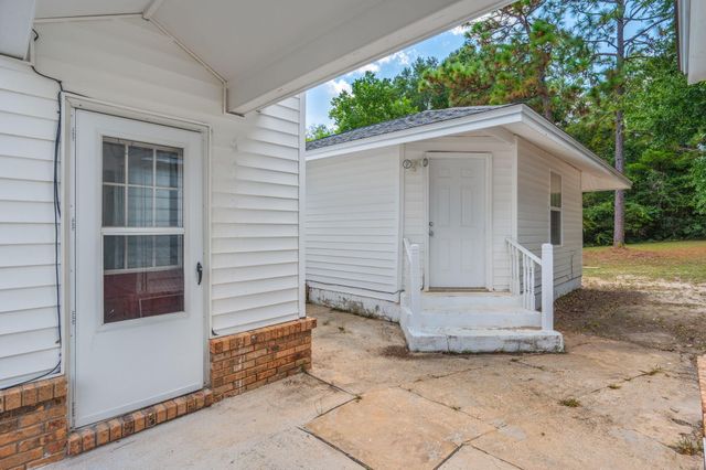 1912 N Pearl Street Street, Crestview, FL 32536