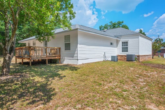 1912 N Pearl Street Street, Crestview, FL 32536