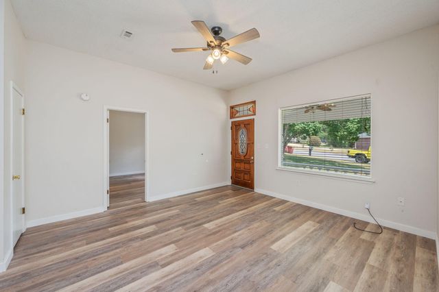 1912 N Pearl Street Street, Crestview, FL 32536